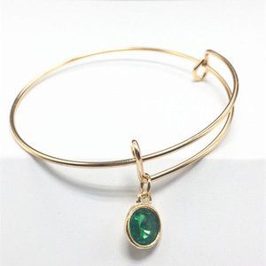 Gold Expandable Wire Solitaire Emerald May Birthstone Charm Bangle Bracelet